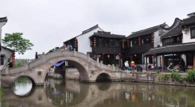 我的朋友老是气短无力，脸色苍白，体质虚弱，想吃阿胶，会有哪些益处？游戏画面